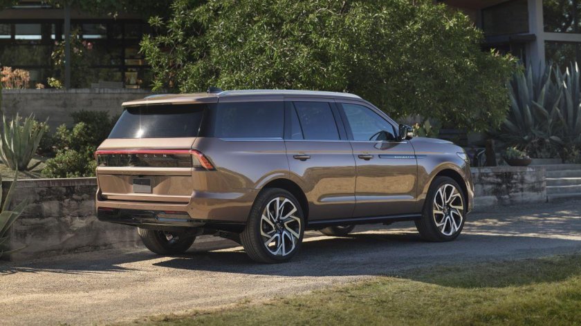 Линкольн навигатор 2025 новая модель