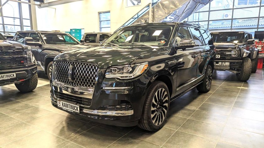 Линкольн навигатор 2023 фото