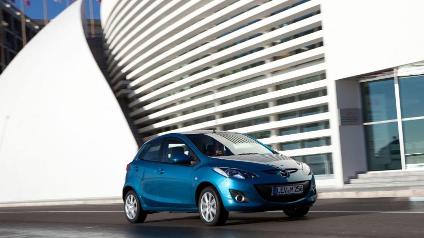 Mazda 2 2010
