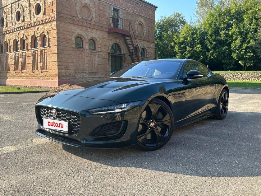 Ягуар машина 2023