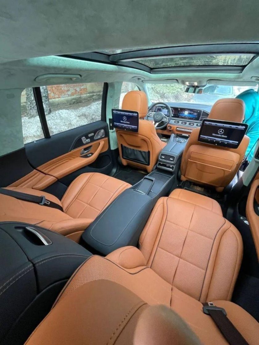 Мерседес GLS 580