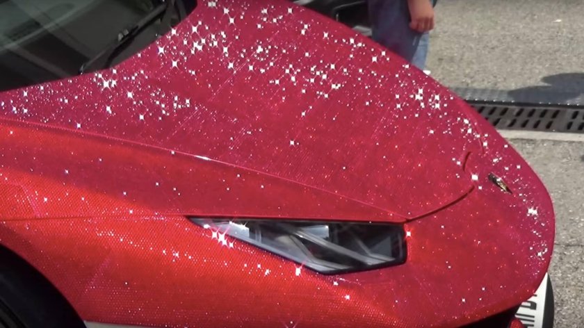 Ламборгини в кристаллах Сваровски