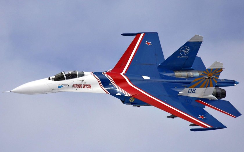 Истребитель Су-27