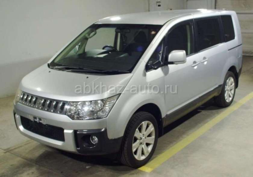 Mitsubishi Delica d5