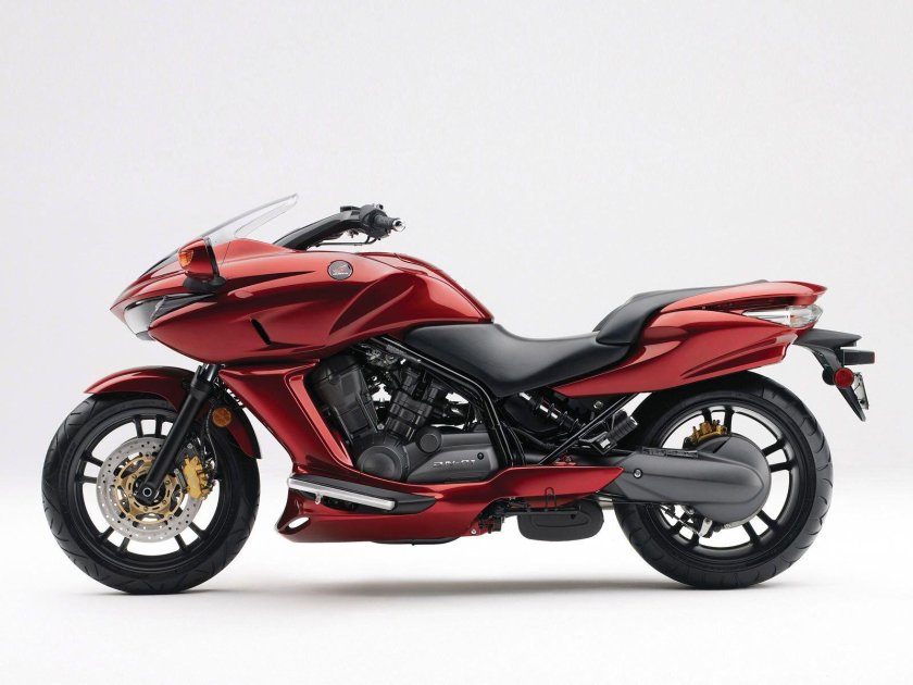 Мотоцикл Honda DN-01