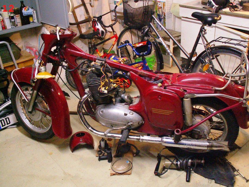 Jawa 300 CL