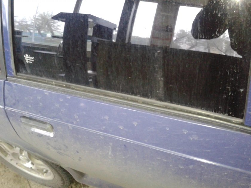 Бархотки боковые стекла Москвич 2141