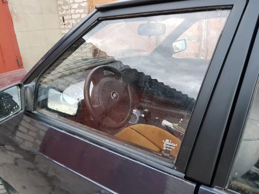 Перекрас рамок дверей авто