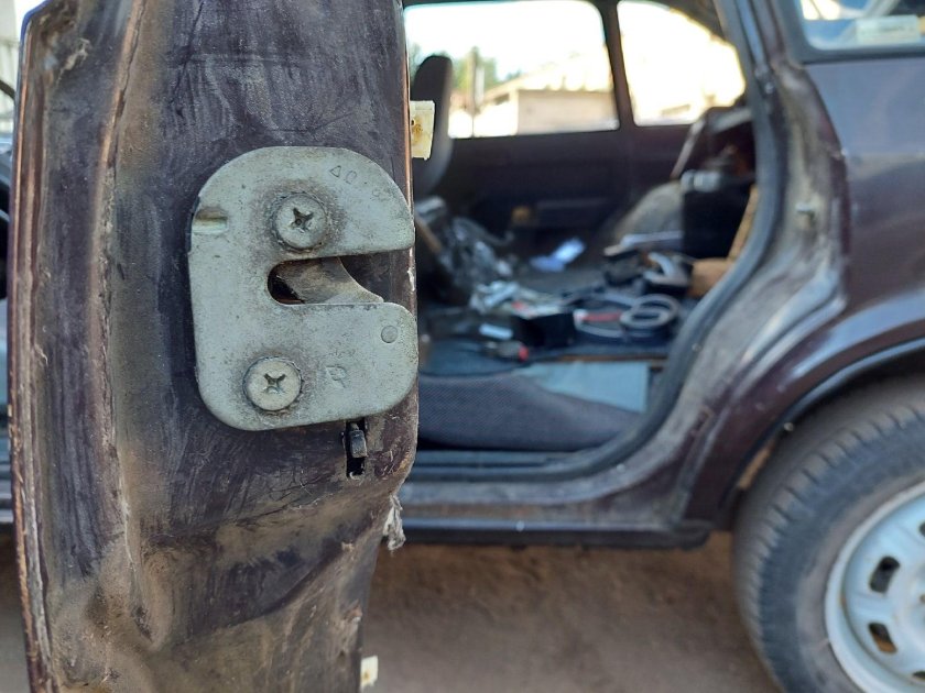 Фото москвича с тремя дверью