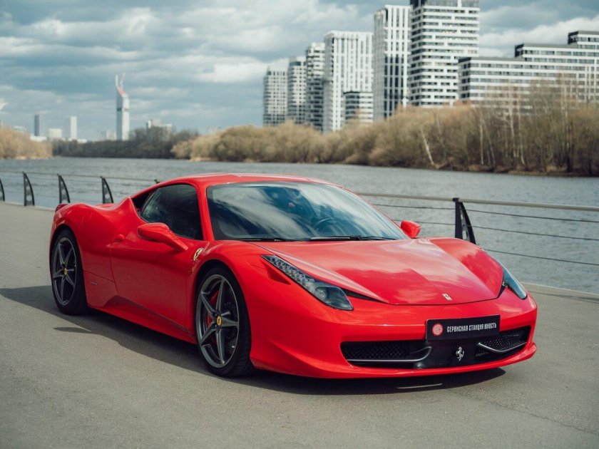 Феррари 458 italia