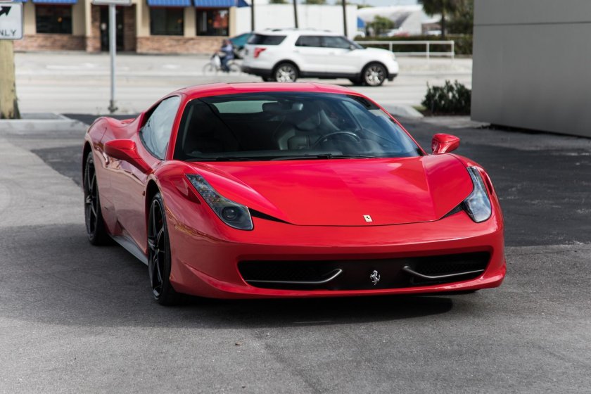 Феррари 458 Italia