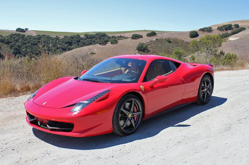 Феррари 458