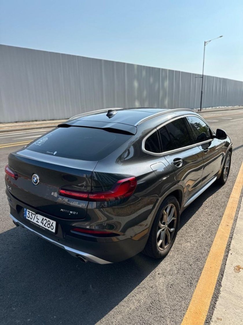 Bmw x 4 g 02