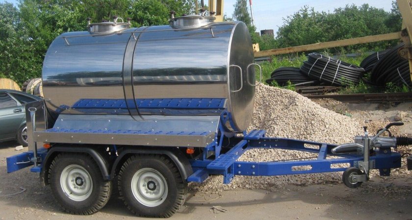 Прицеп-цистерна 2300 литров