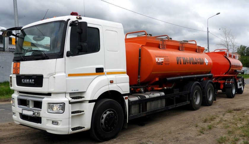 КАМАЗ 65207 бензовоз