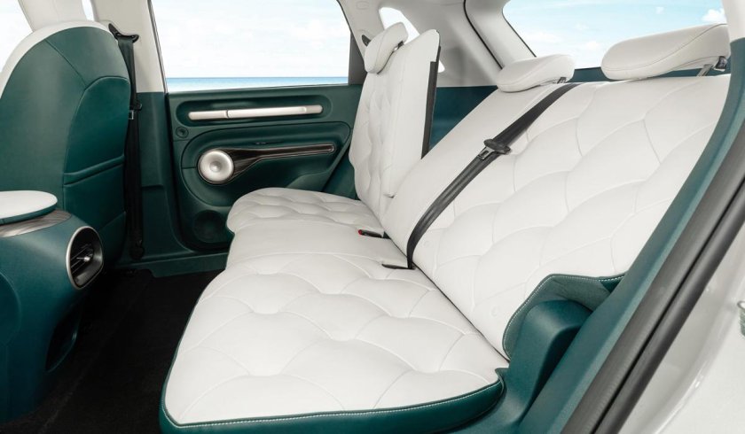 Кровать на заднее сиденье автомобиля