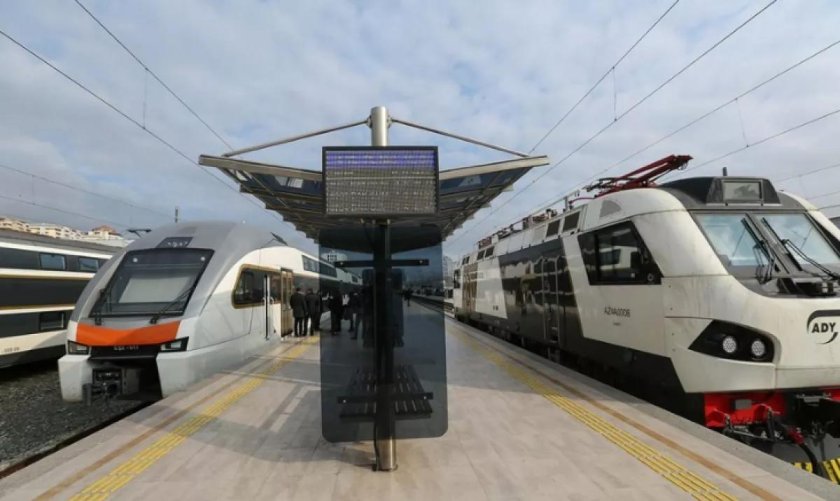 Двухэтажный электропоезд Штадлер