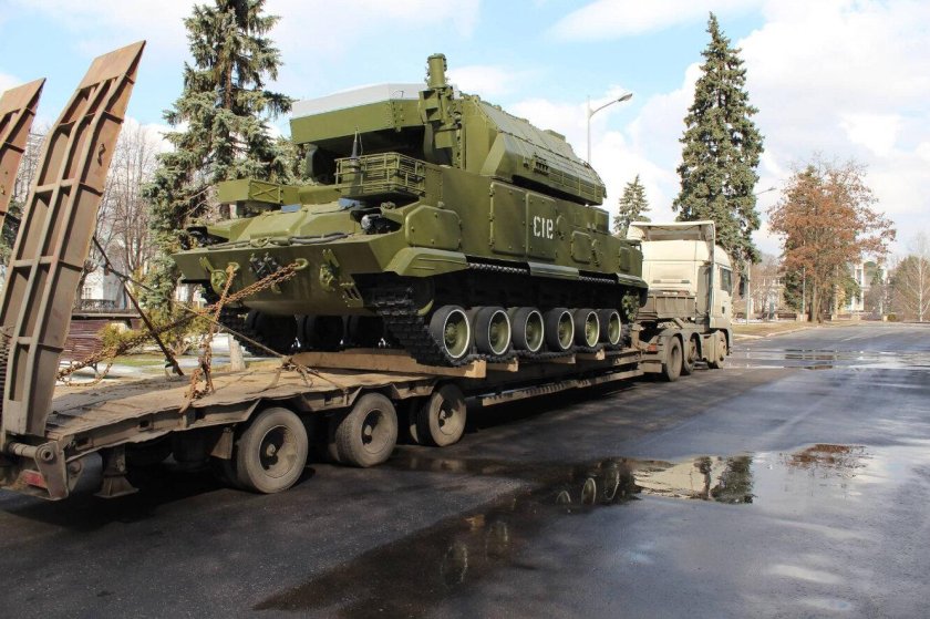 Тягач танковоз Урал 6308