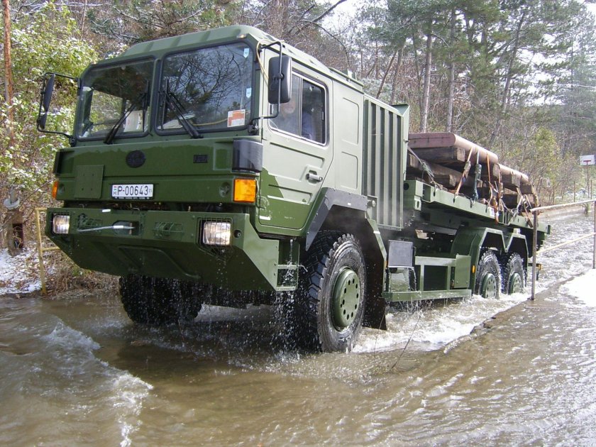 Грузовик Raba h18