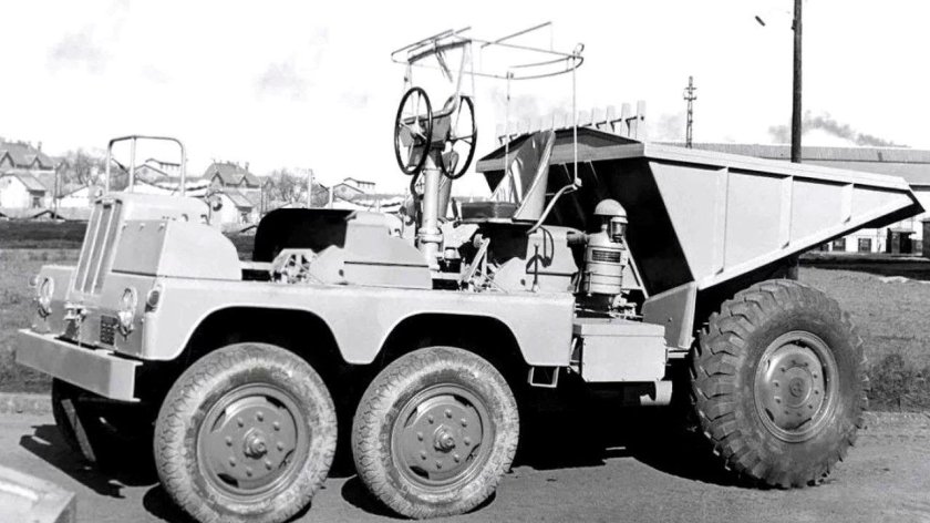 Думпер Dutra Dr-50