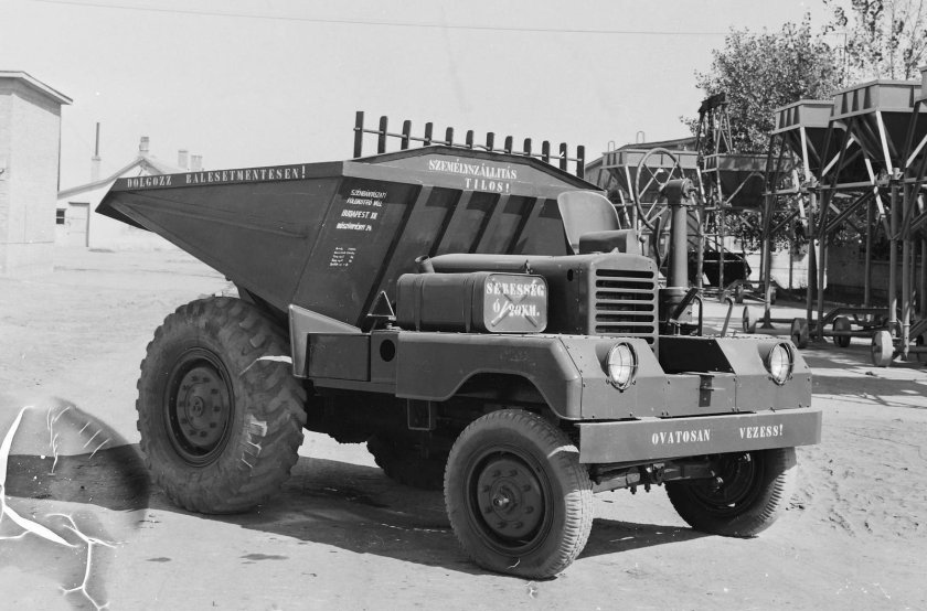 Думпер Dutra Dr-50