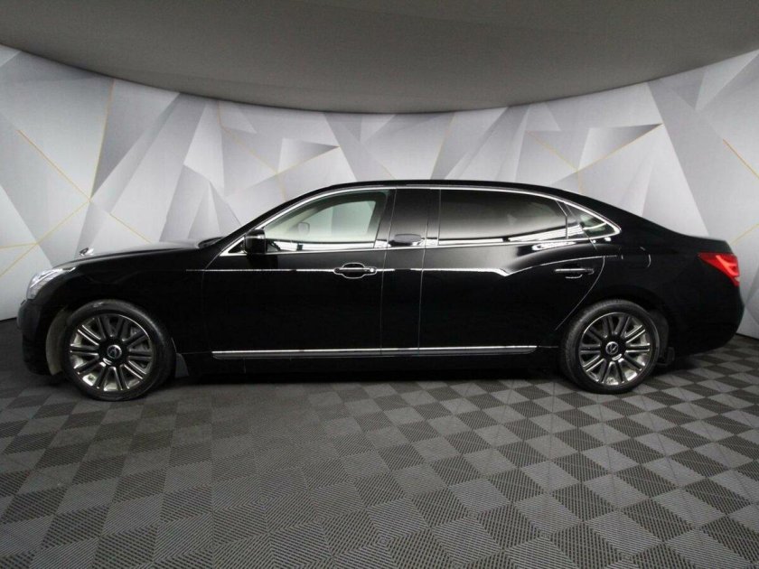 Hyundai equus limousine