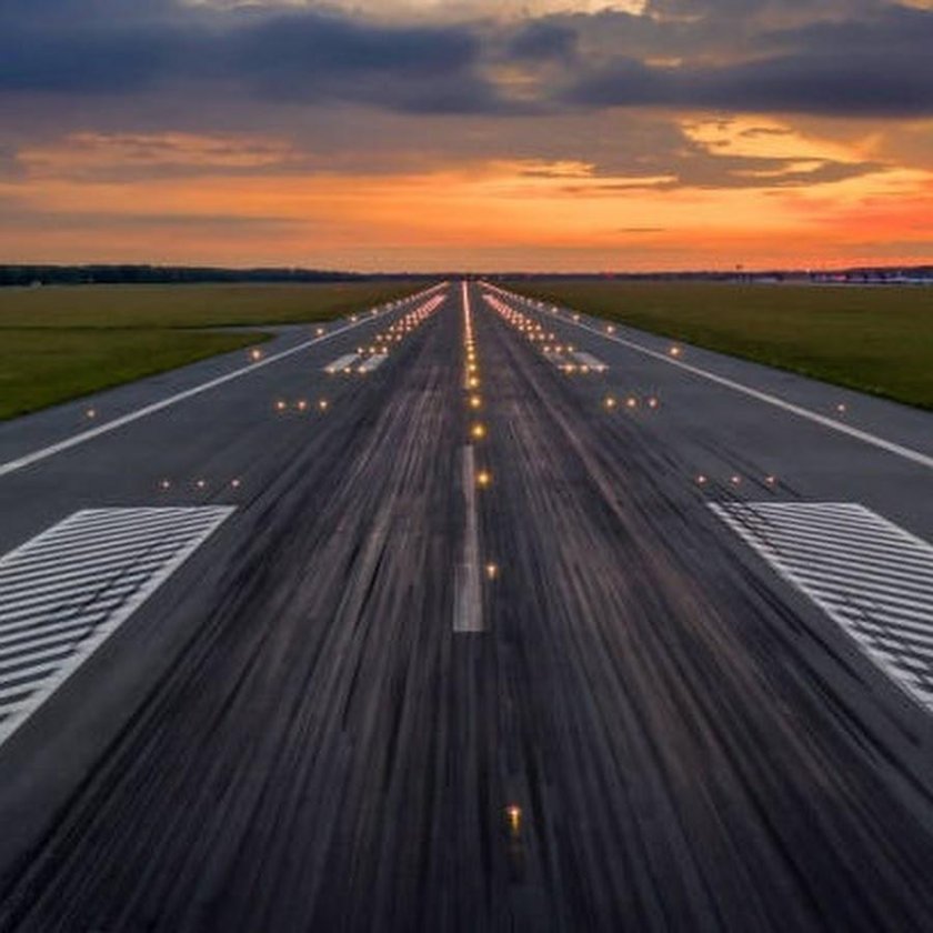 Взлетная полоса