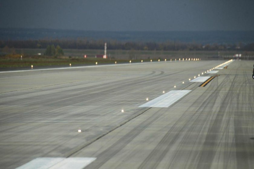 Аэропорт Уфа Взлетная полоса