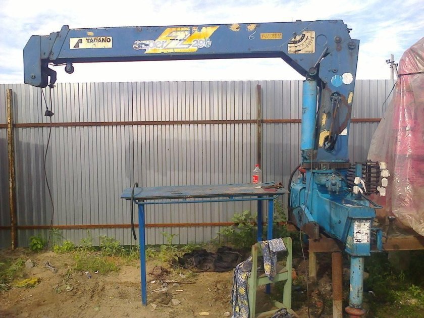 Мини кран Юник 2.5 тн