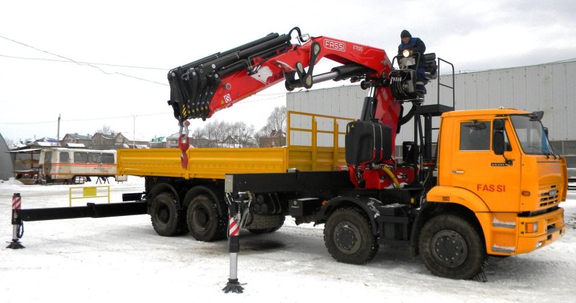 КАМАЗ 65201 манипулятор Fassi