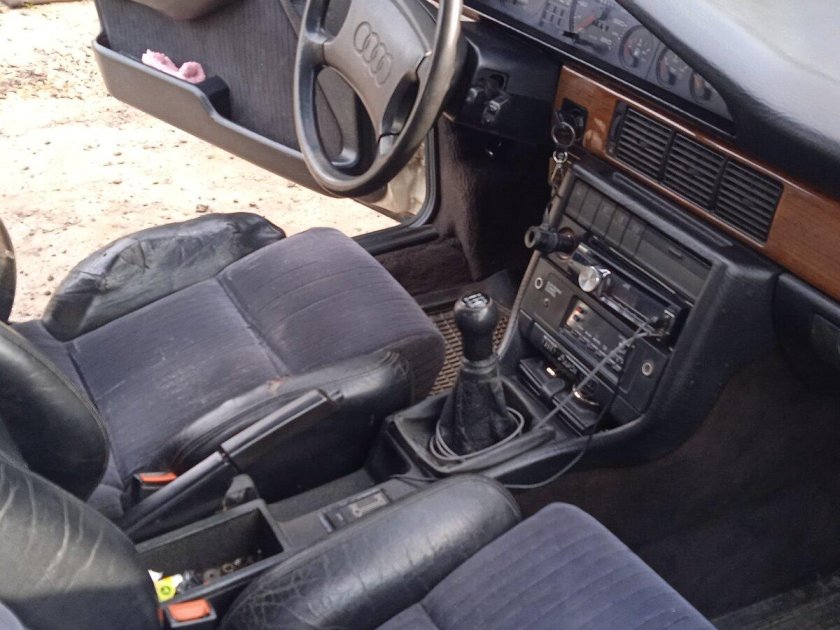 Audi 100 с3 салон