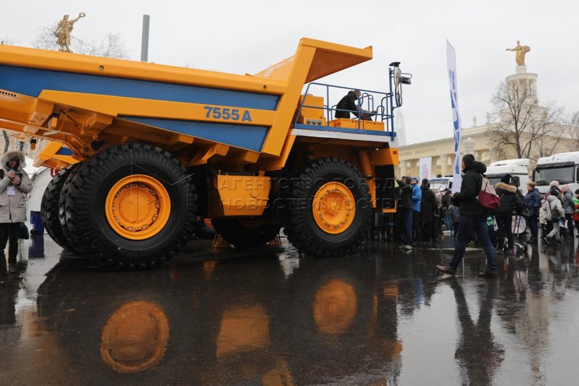 Выставка техники на ВДНХ