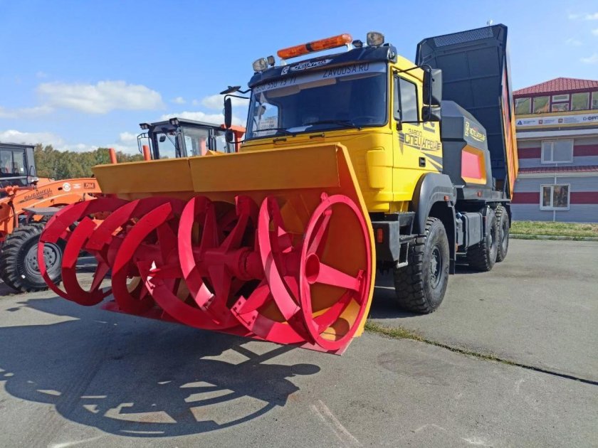 Снегоочиститель фрезерно-роторный сфр-1
