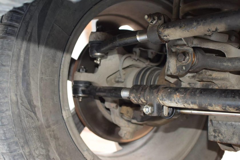 Демпфер шимми