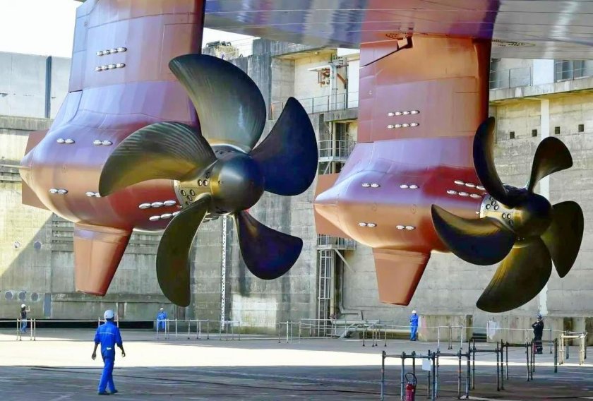 Гребной винт Британика