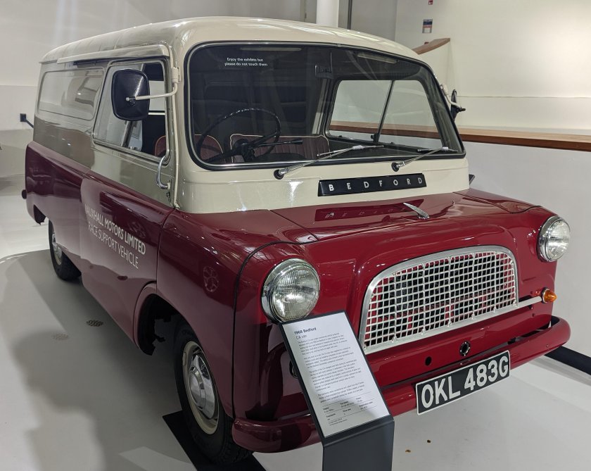 Микроавтобус Bedford CA 1950-Х