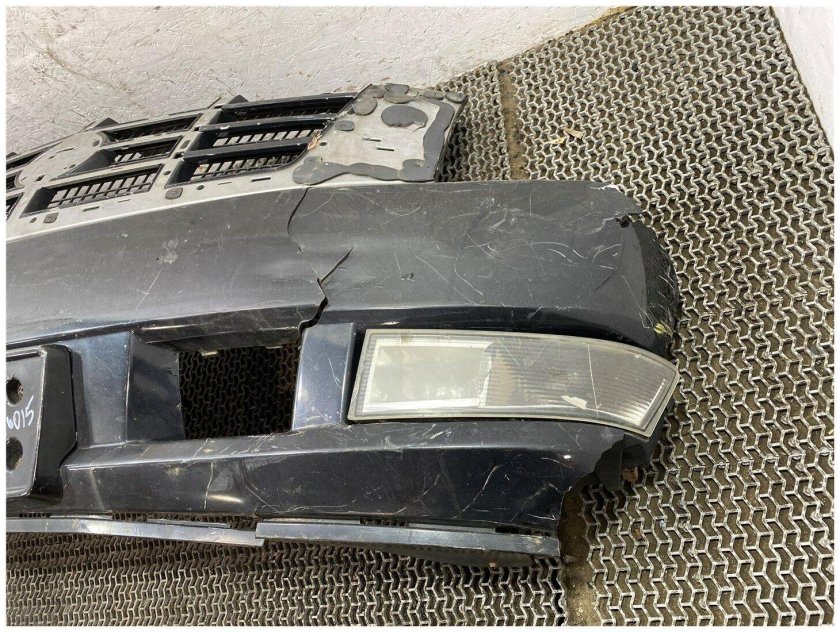 Губа на бампер Кадиллак Эскалейд 3