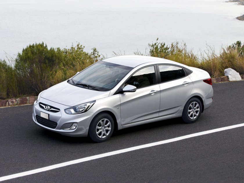 Hyundai Accent 4 поколение