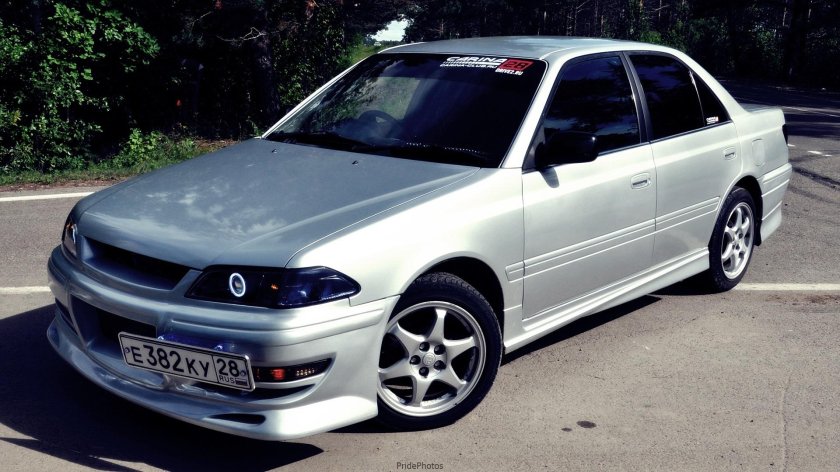 Тойота Карина АТ 211