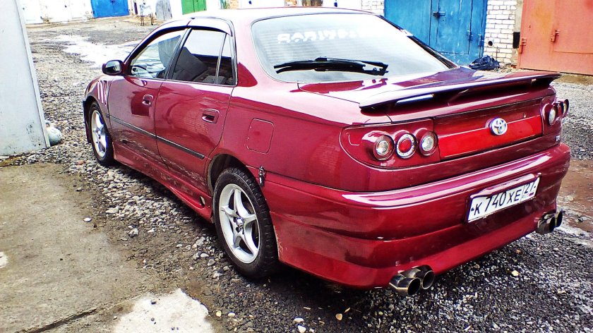 Тойота Карина 6 поколение