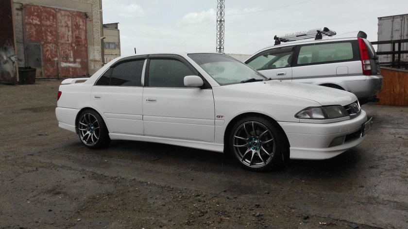 Тойота Карина 210 кузов