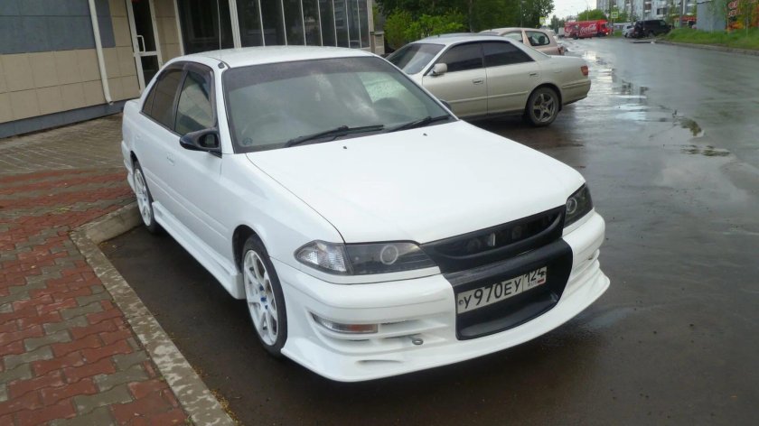 Обвес на Toyota Carina 210