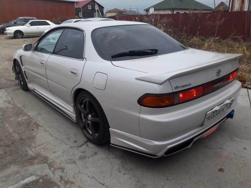 Toyota Carina ed в обвесе