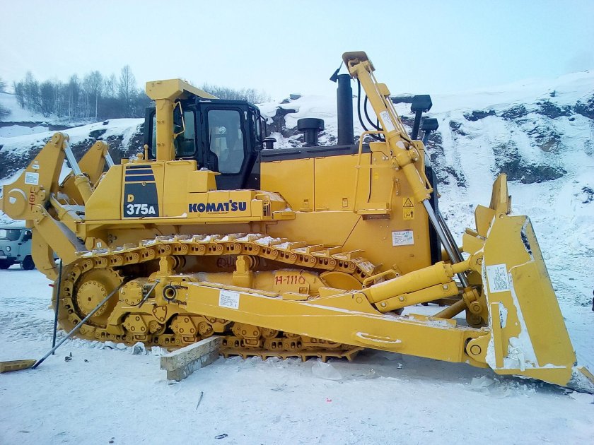 Бульдозер Komatsu d375