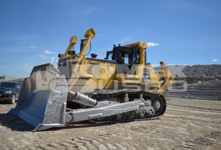 Бульдозер Komatsu d375
