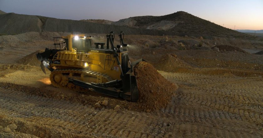 Бульдозер Komatsu d375