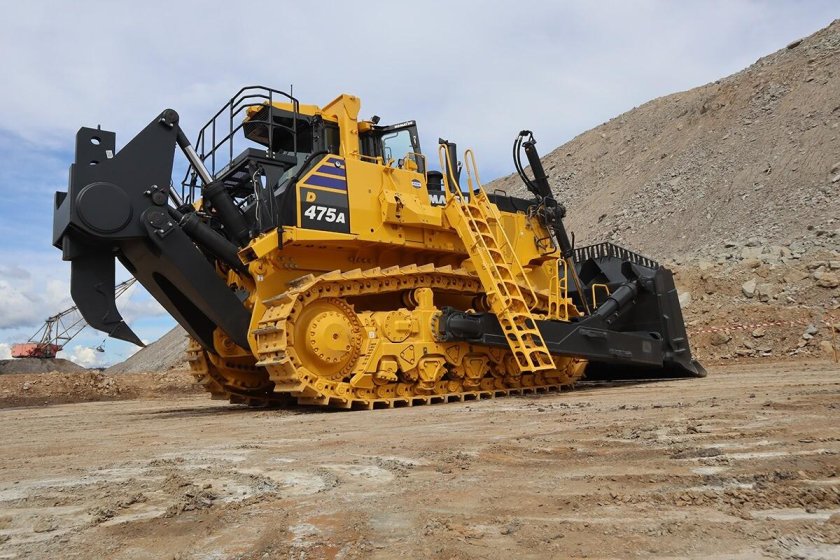 Бульдозер Komatsu d475