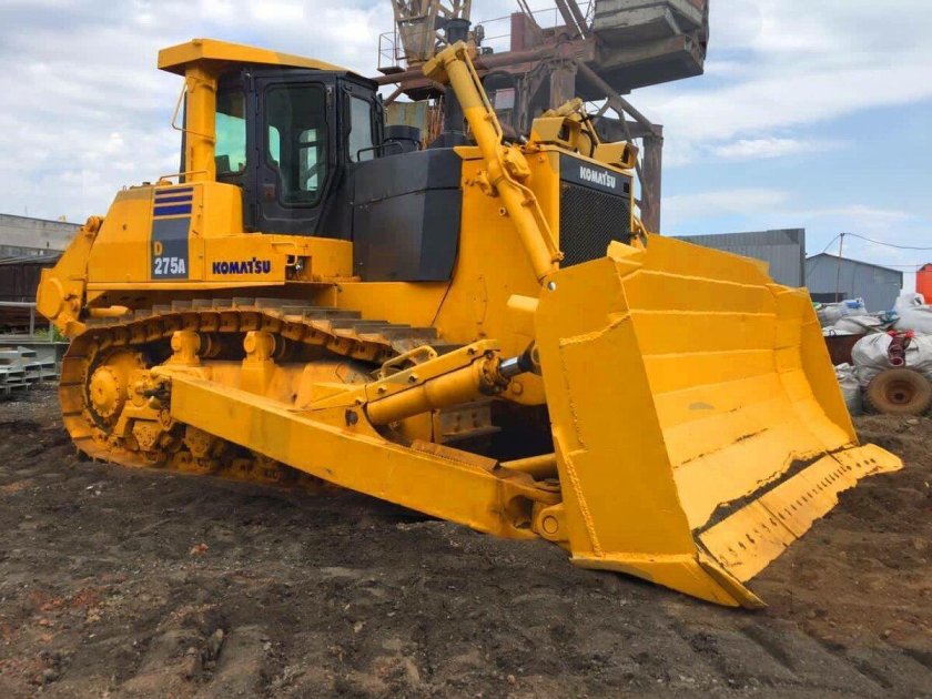 Бульдозер Komatsu d275