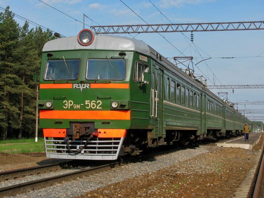 Эр9 электропоезд