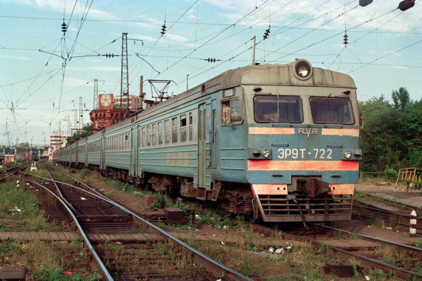 Эр9 электропоезд